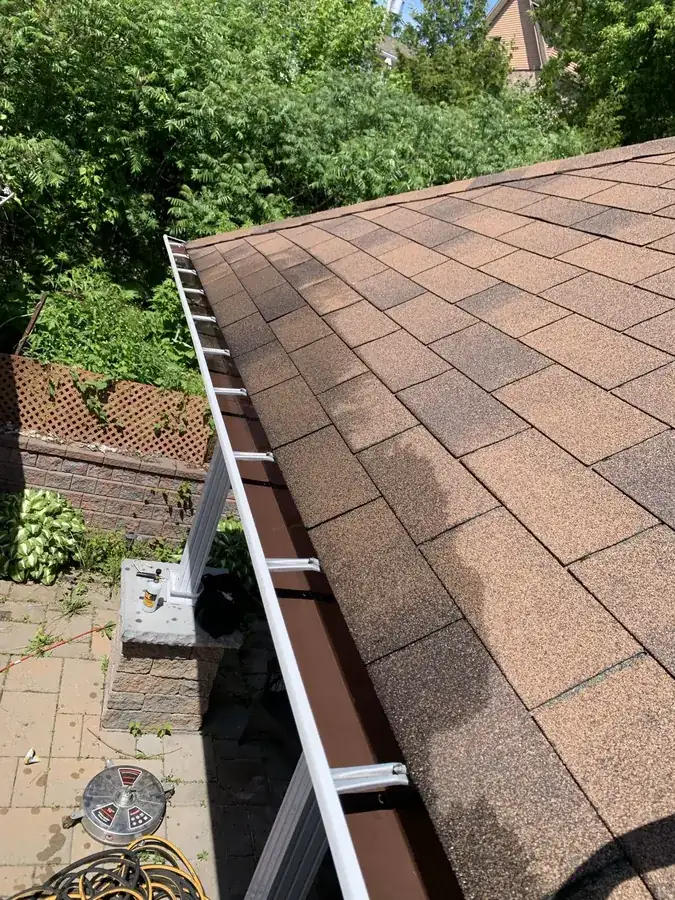 Gutters before QNett cleaning