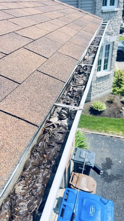 Nettoyage de vitres réalisé par QNett Services - Maison résidentielle à Gatineau